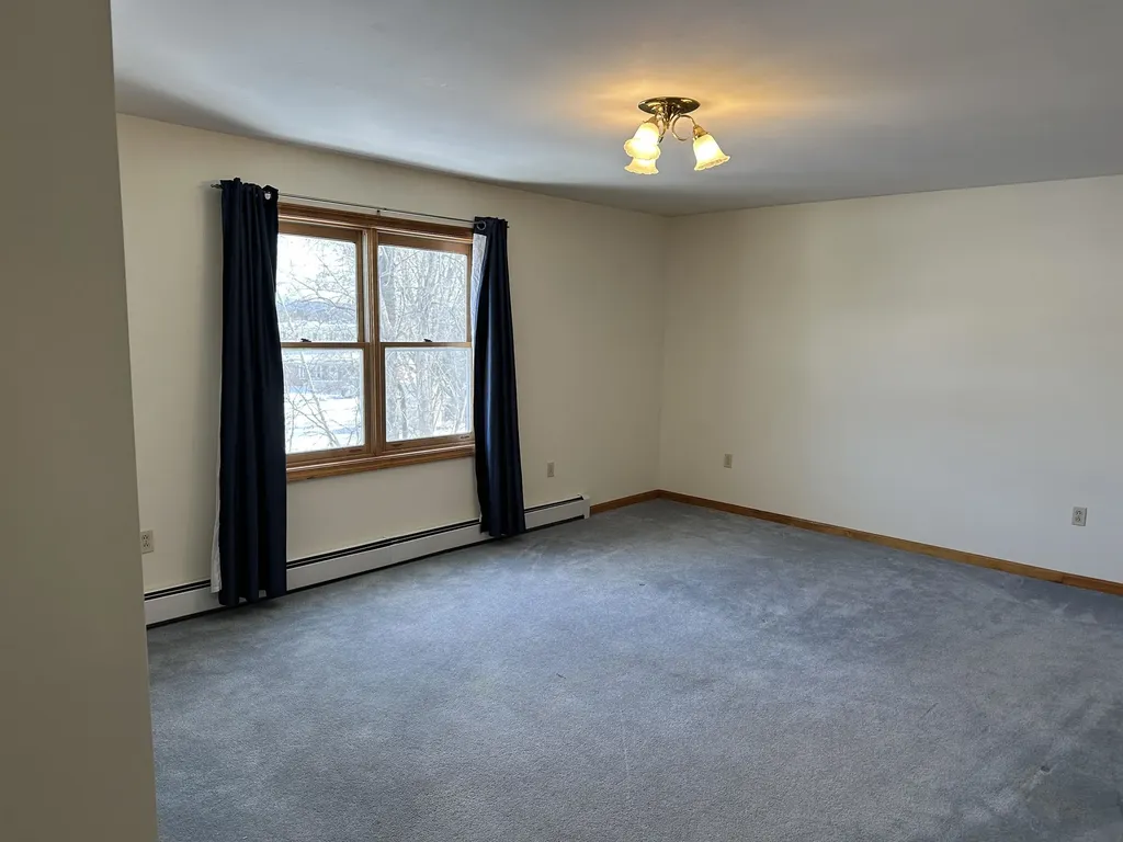 18 Craftsbury Court Essex VT 05452