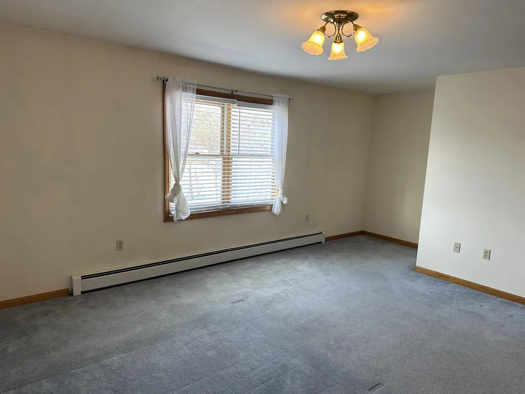 18 Craftsbury Court Essex VT 05452