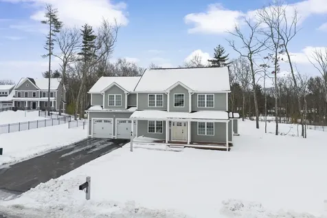 19 Daniel Road Derry NH 03038