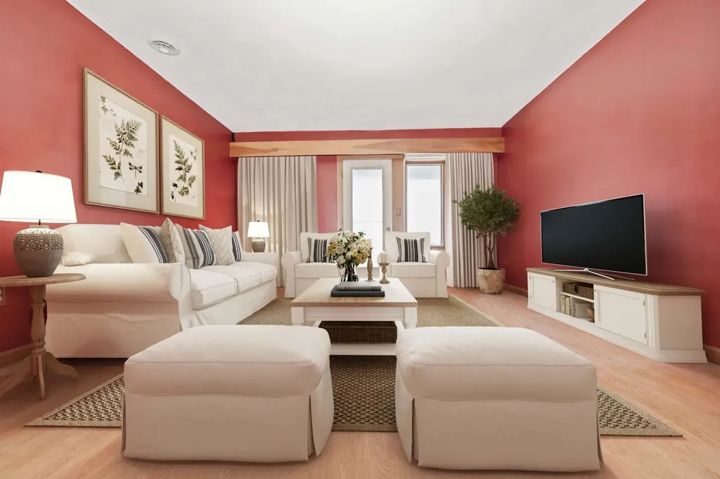 5 Tsienneto Road Derry NH 03038