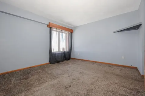 5 Tsienneto Road Derry NH 03038