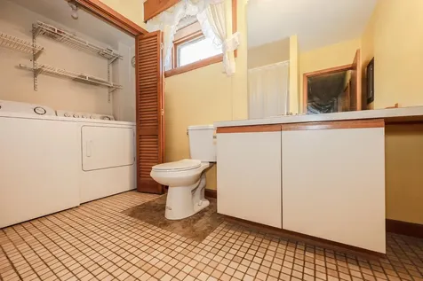 5 Tsienneto Road Derry NH 03038