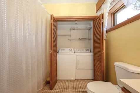 5 Tsienneto Road Derry NH 03038