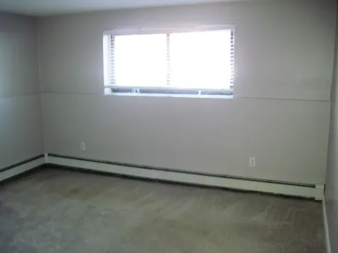 5 Lancelot Court Salem NH 03079