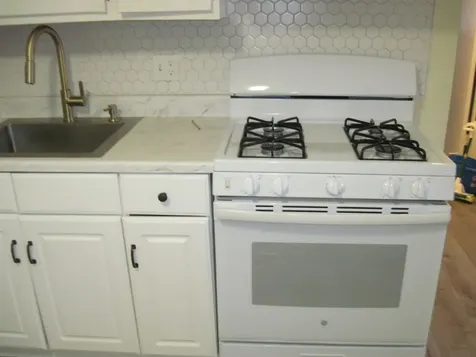 5 Lancelot Court Salem NH 03079