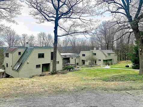 1221 Baker Turn Road Hartford VT 05059