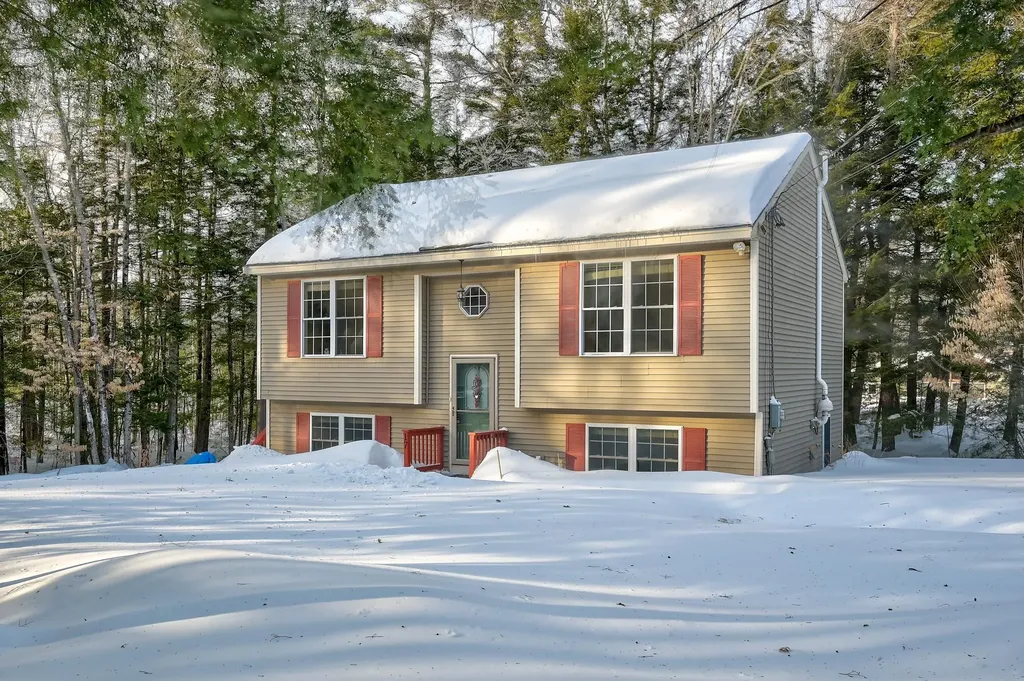 17 K Street Conway NH 03818