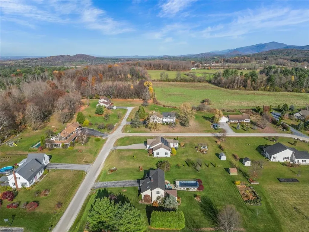 35 Mount Pleasant Drive Brandon VT 05733