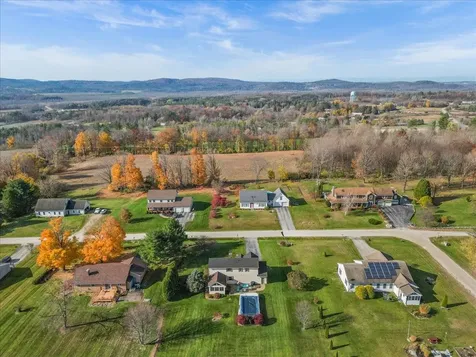 35 Mount Pleasant Drive Brandon VT 05733