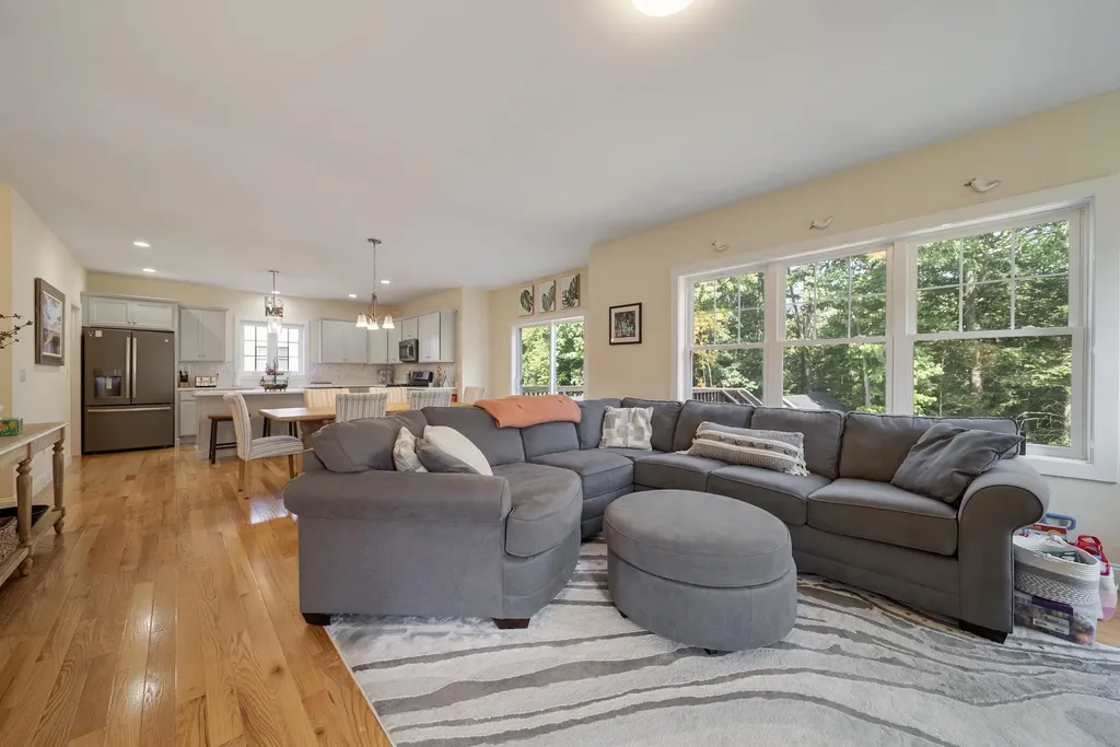 147 Emerald Lane Dover NH 03820