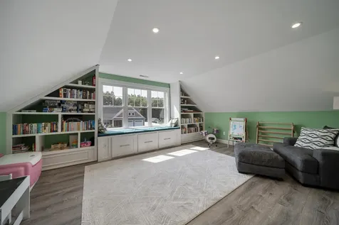 147 Emerald Lane Dover NH 03820