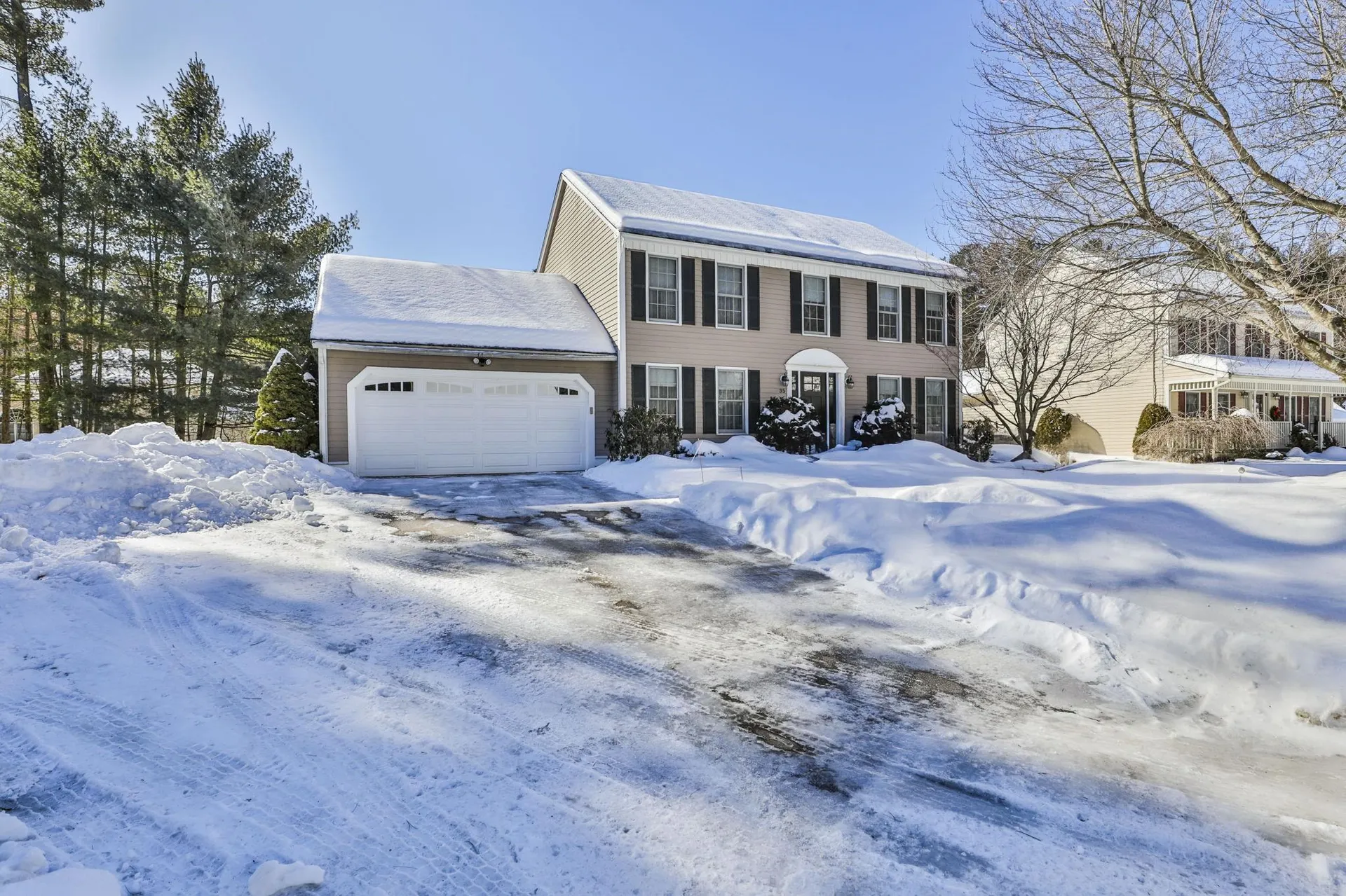 35 Pinebrook Road Nashua NH 03062