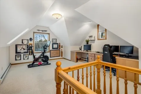 33 Pond View Drive Auburn NH 03032