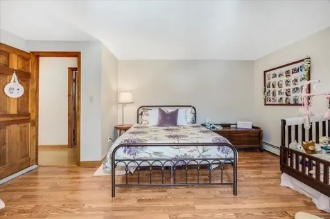 33 Pond View Drive Auburn NH 03032
