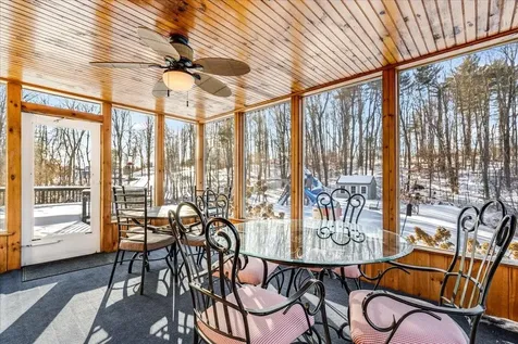 33 Pond View Drive Auburn NH 03032