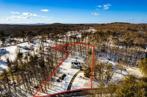 33 Pond View Drive Auburn NH 03032