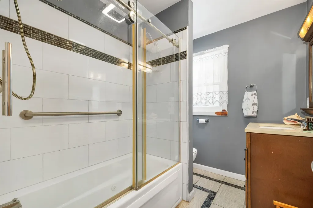 10 Granite Road Effingham NH 03882