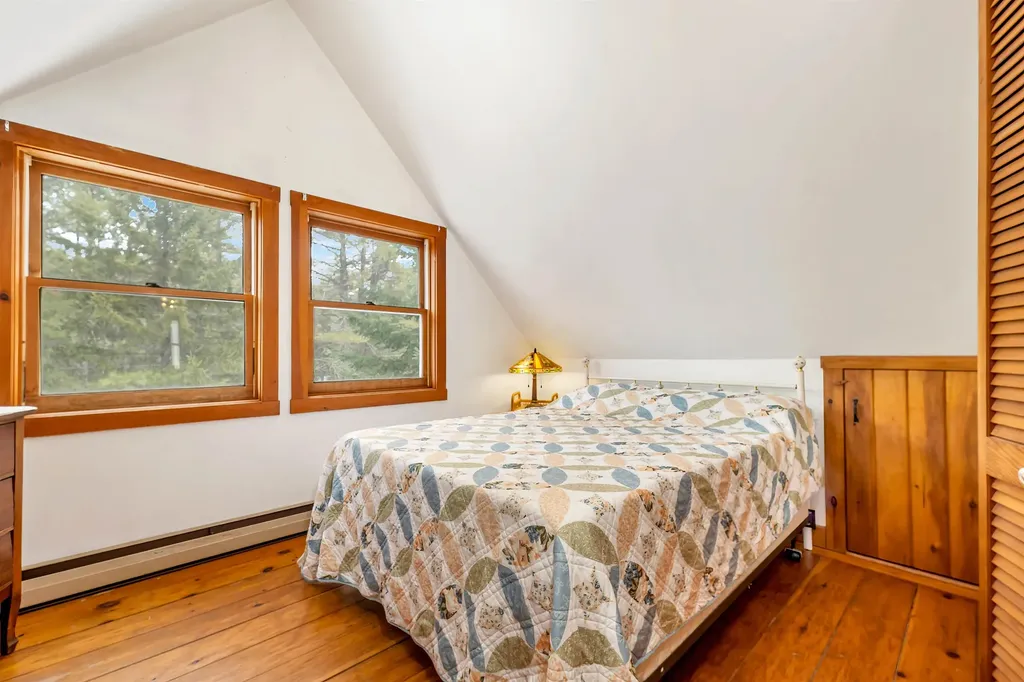 10 Granite Road Effingham NH 03882