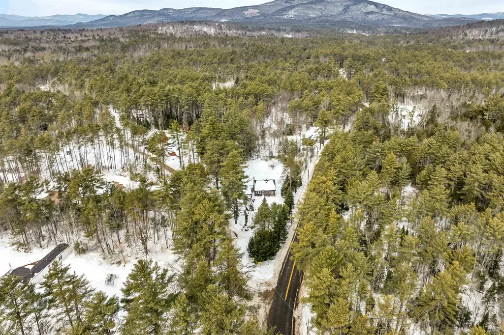 10 Granite Road Effingham NH 03882