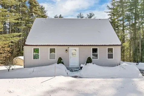 227 Stepping Stones Road Barrington NH 03825