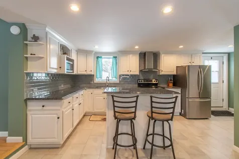 827 Lake Road Newport City VT 05829