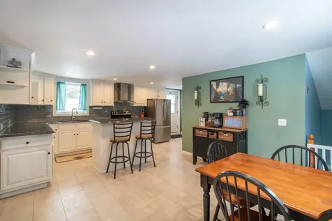 827 Lake Road Newport City VT 05829