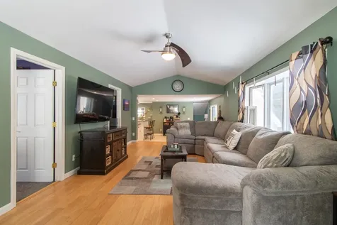 827 Lake Road Newport City VT 05829