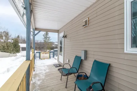 827 Lake Road Newport City VT 05829