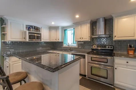 827 Lake Road Newport City VT 05829