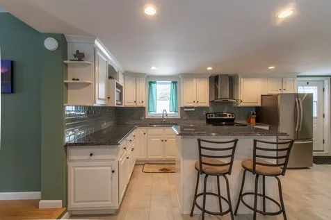 827 Lake Road Newport City VT 05829