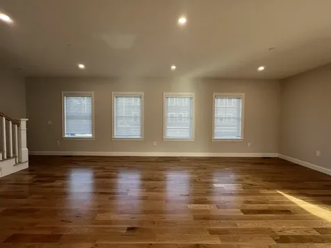 25 Juniper Lane Portsmouth NH 03801