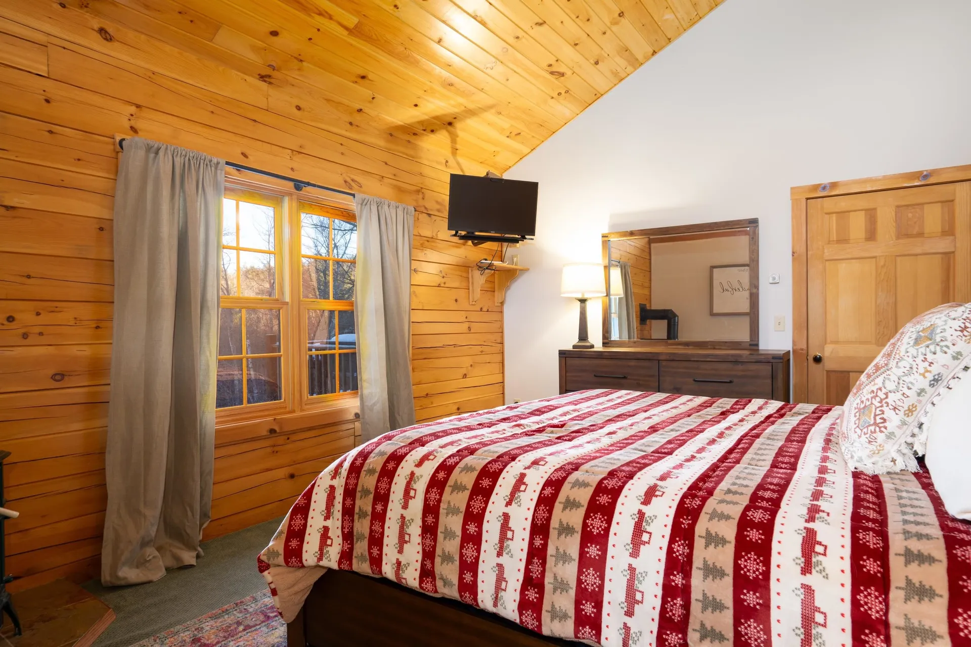 12 Jamie Lane Winhall VT 05340