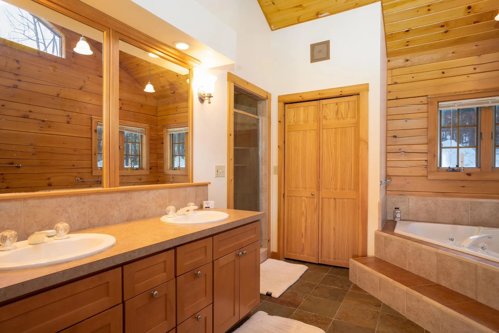 12 Jamie Lane Winhall VT 05340