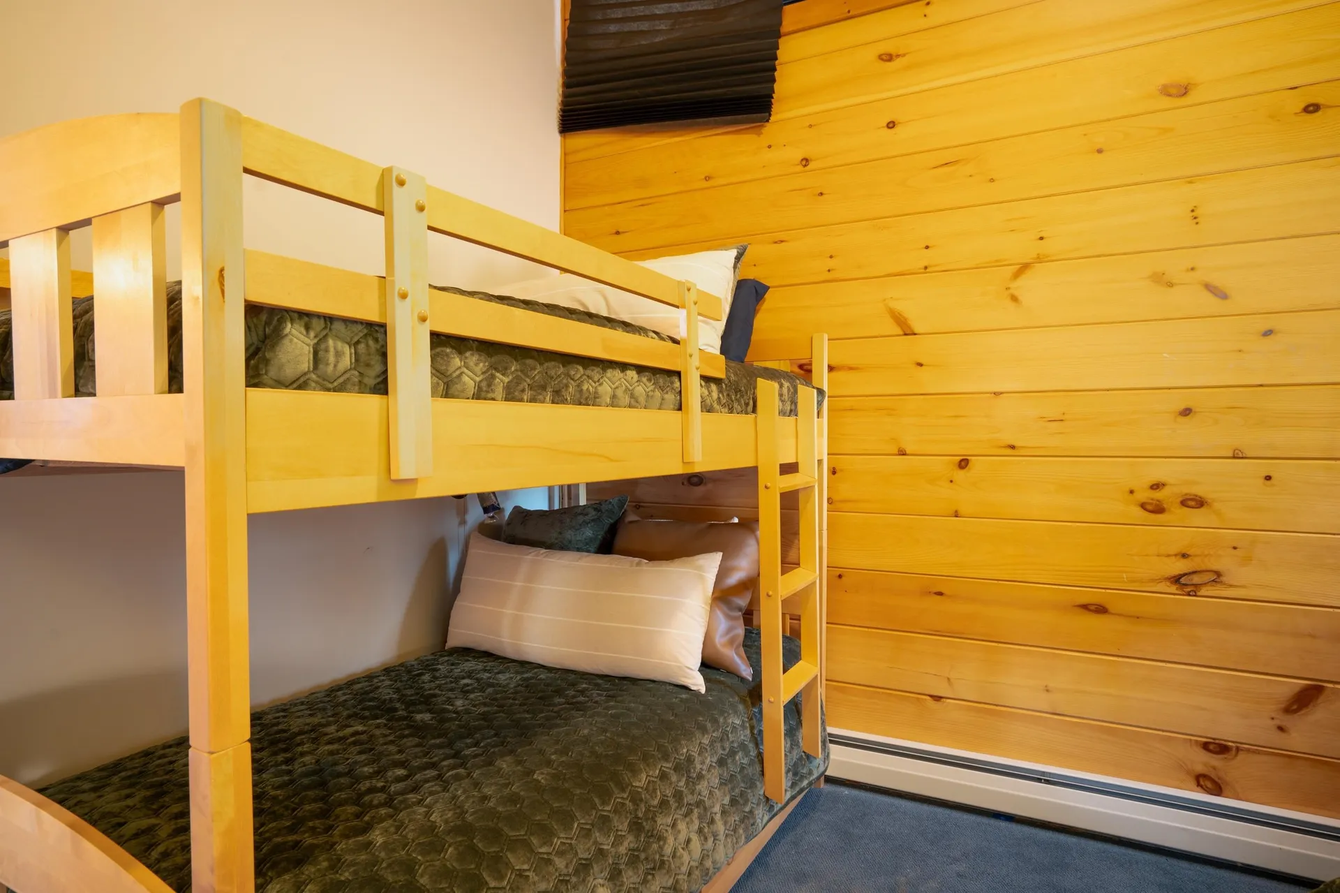 12 Jamie Lane Winhall VT 05340