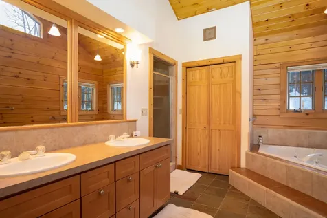 12 Jamie Lane Winhall VT 05340