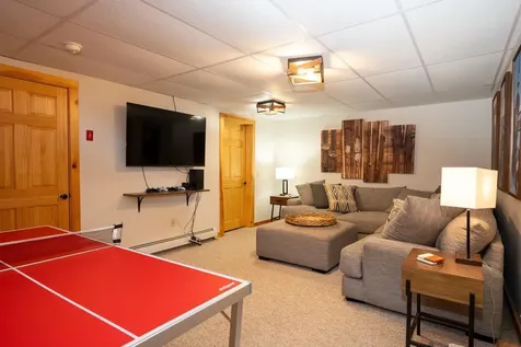 12 Jamie Lane Winhall VT 05340