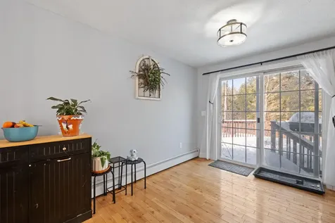 9 Spruce Court Hooksett NH 03106