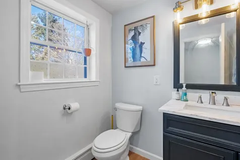 9 Spruce Court Hooksett NH 03106