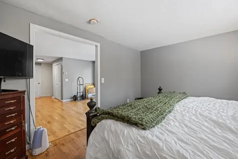 9 Spruce Court Hooksett NH 03106