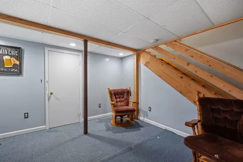 9 Spruce Court Hooksett NH 03106