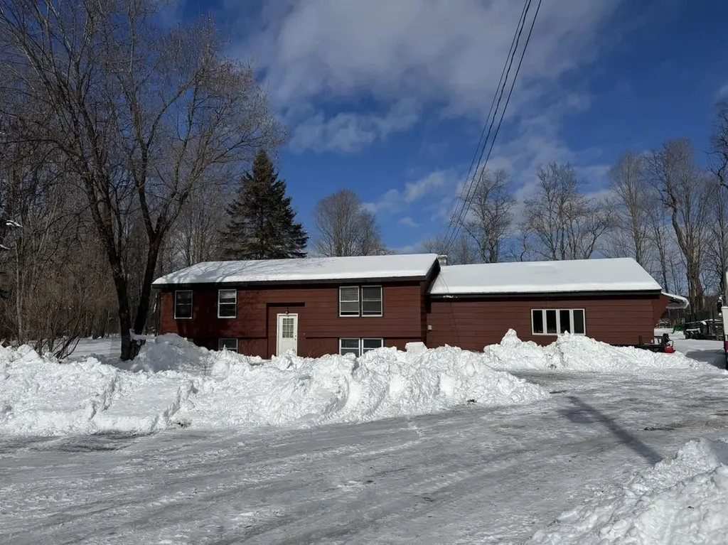 803 East Main Street Poultney VT 05764