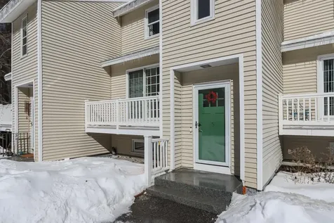 5 Pine Meadows Drive Exeter NH 03833