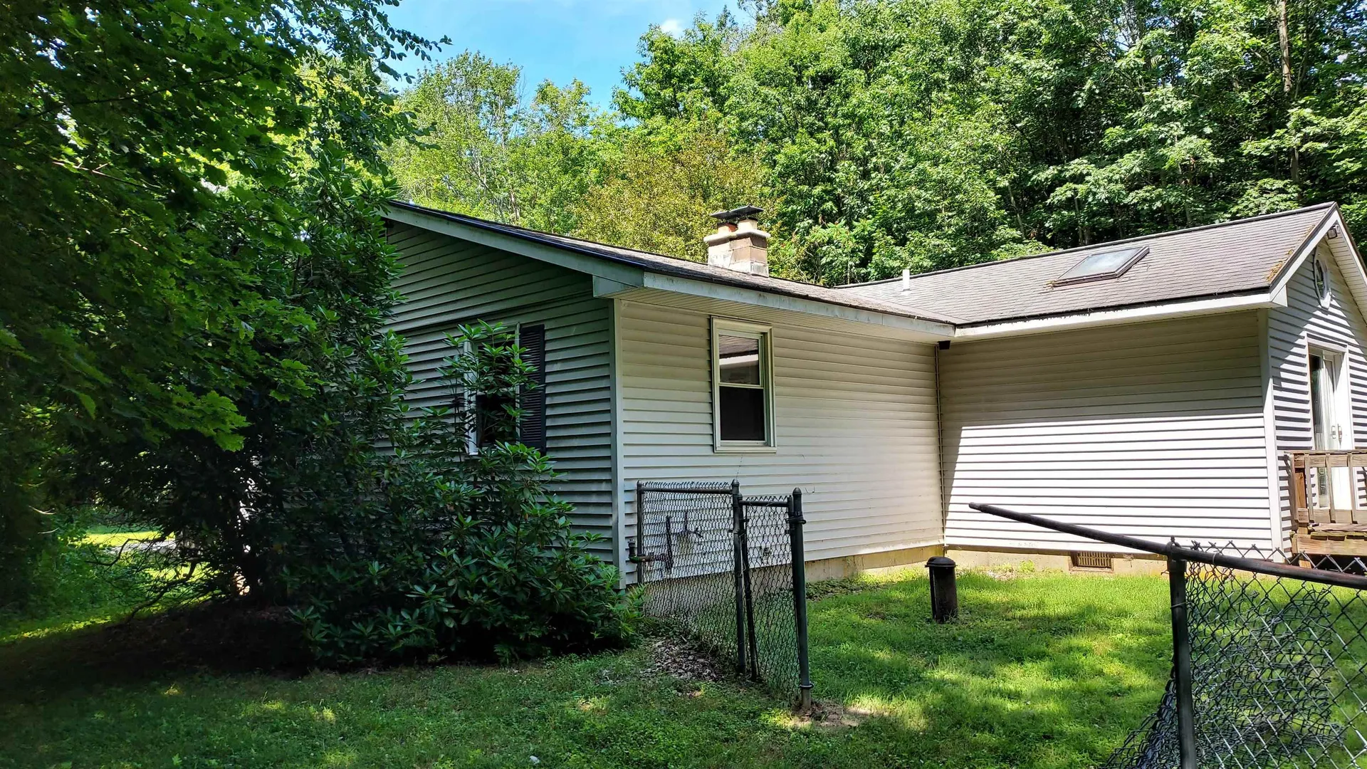 14 Pace Road Pownal VT 05201