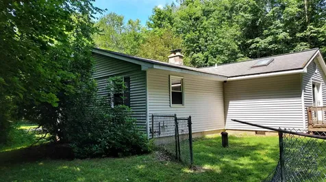 14 Pace Road Pownal VT 05201