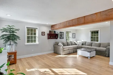 10 Wildwood Drive Fremont NH 03044