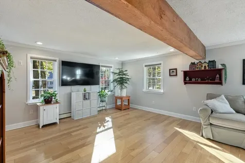 10 Wildwood Drive Fremont NH 03044