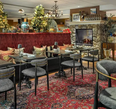 17 Grand Avenue Bedford NH 03110