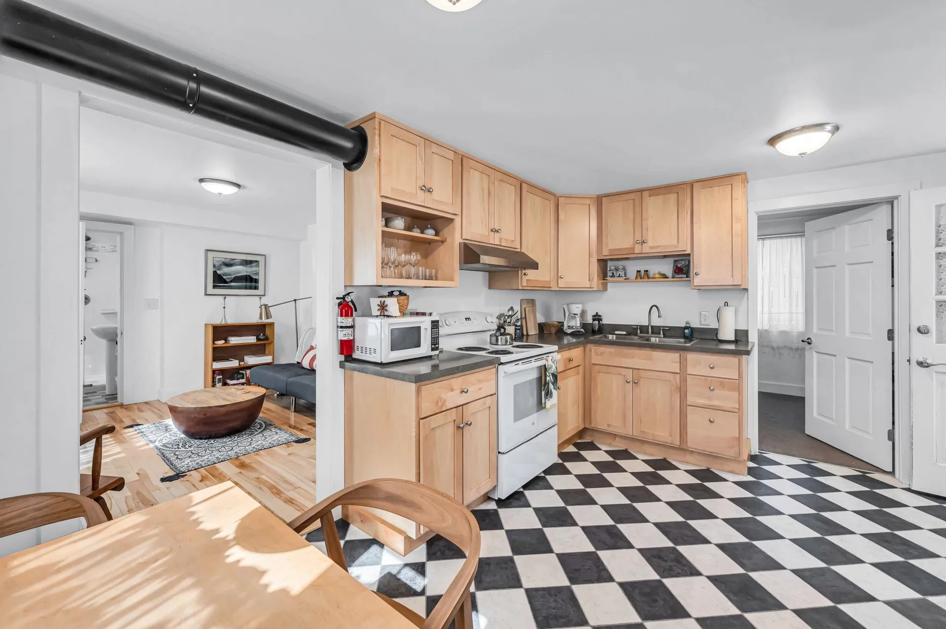 118-120 Main Street Putney VT 05346