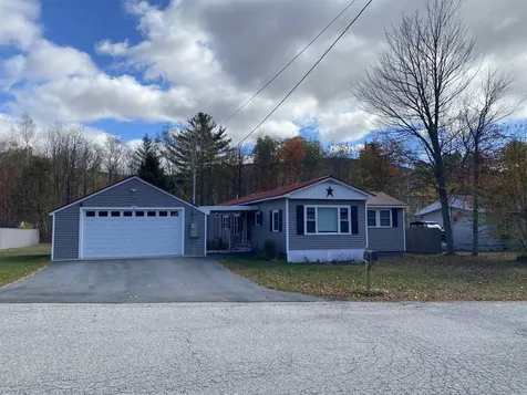 26 Ray Street Gorham NH 03581