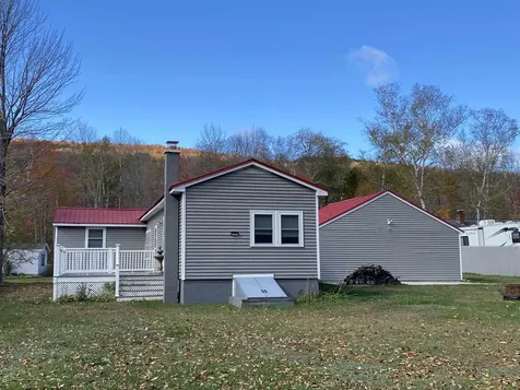 26 Ray Street Gorham NH 03581